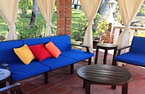 El Zonte House | Two Houses Together. Perfect for weddings, family reunions and large groups