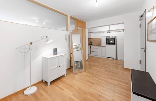 Marsfeld Apartment | Two-room apartment in the city center with underground parking space