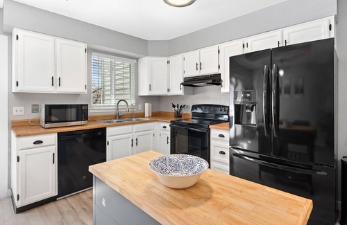 Downtown House | Two-Story Retreat in Downtown Parker