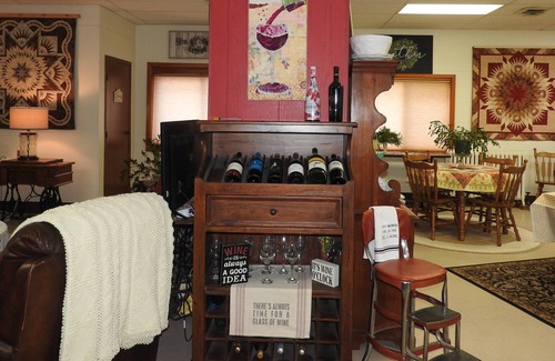 Canton House | Two-story, rose quartz granite bank building built in 1896 (near Sioux Falls). .