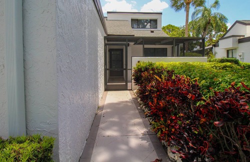 The Meadows House | Two-Story Townhome, The Heatherwood Haven