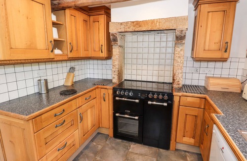 Mosedale Cottage | TWO TOWN END, pet friendly, character holiday cottage in Mungrisdale
