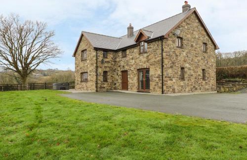 Caersws House | Ty Berllan