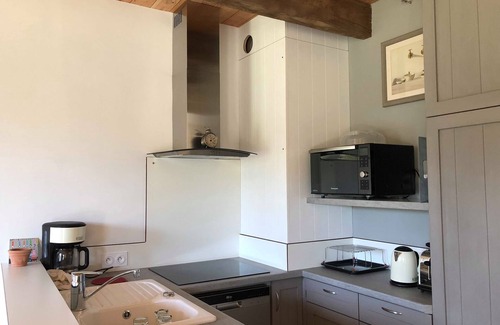 Fouesnant Cottage | Ty Bihan Small stone house in a quiet location 5 minutes from the beach