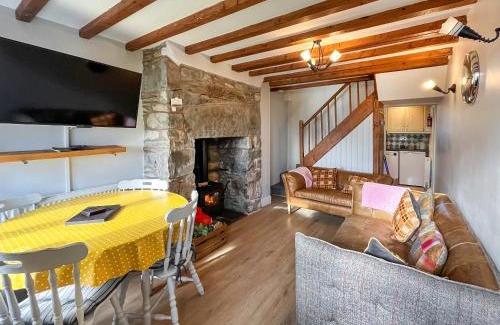 Cwmtirmynach House | Ty Capel Cottage