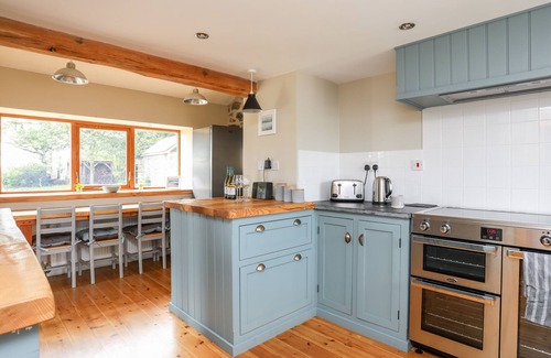 Llanddaniel Fab Cottage | TY CERRIG, pet friendly, with open fire in Llanfairpwllgwyngyll
