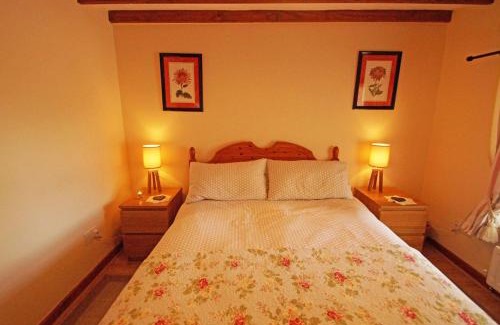 Llanon House | Ty Clyd