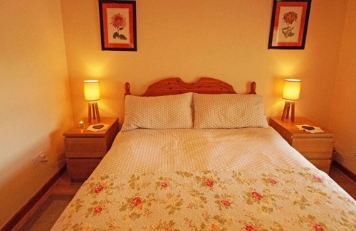 Llanon House | Ty Clyd in the beautiful Llanon