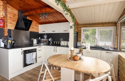 Bronaber Cottage | TY COED - 63, pet friendly, character holiday cottage in Trawsfynydd