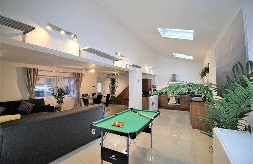 Plasnewydd House | Ty Glas Mews (2 beds)