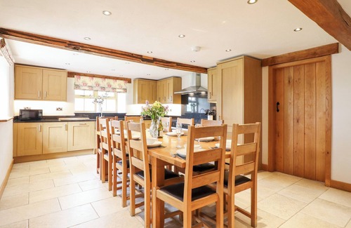Cwmtirmynach Cottage | TY GWYN, family friendly, luxury holiday cottage in Llangwm