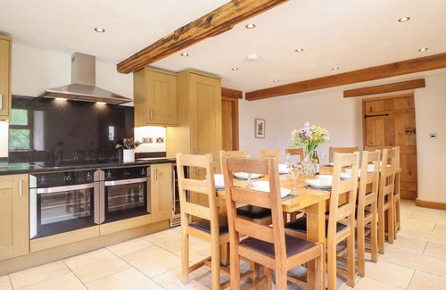 Cwmtirmynach Cottage | TY GWYN, family friendly, luxury holiday cottage in Llangwm