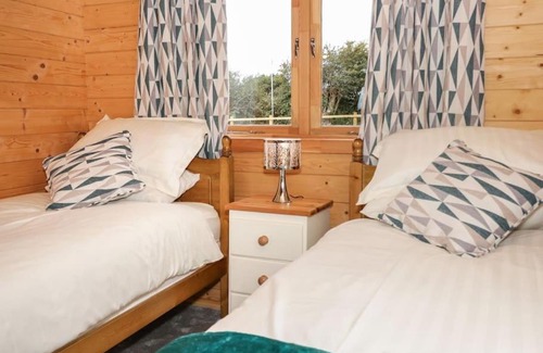 Dwyran Ski Chalet | Ty Mai, Parc Y Fronwen