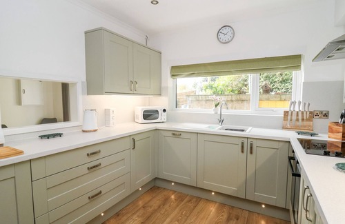 Aberystwyth House | TY MELYN, family friendly, country holiday cottage in Aberystwyth