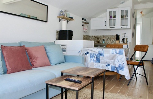 Morbihan Apartment | Ty Miracle - Studio 50mètres plage - wifi -parking