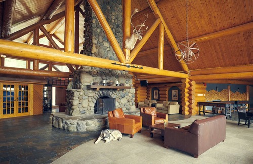 Gold Bridge Hotel | Tyax Lodge & Heliskiing
