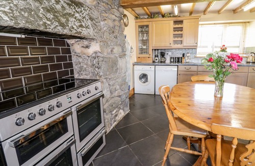 Dyffryn Ardudwy Cottage | Tyddyn