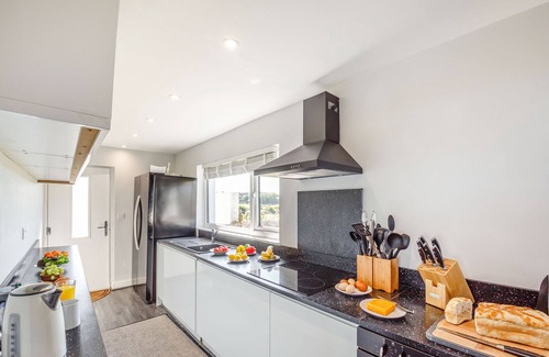 Moelfre Cottage | TYN Y BERTH, pet friendly, character holiday cottage in Benllech