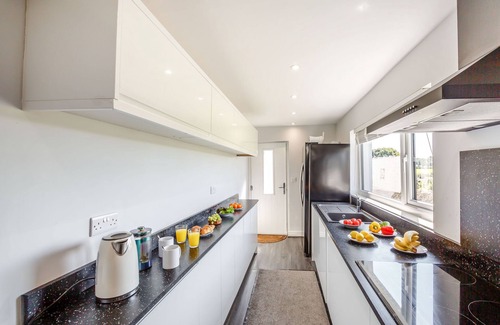 Moelfre Cottage | TYN Y BERTH, pet friendly, character holiday cottage in Benllech