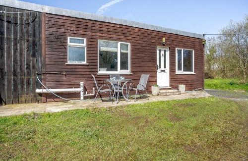 Bethania House | Tynrhos Lake View