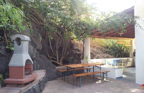 Vulcanello Apartment | Typical Aeloian house with garden, Vulcano, Aeolian Islands