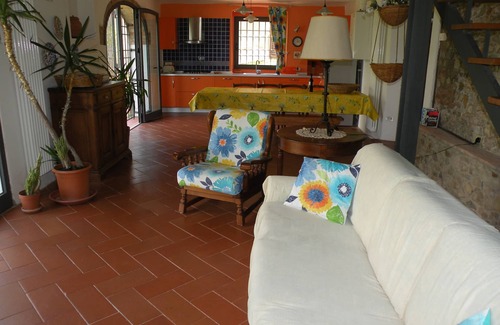Montespertoli Cottage | Typical country house with garden near Florence Siena Pisa San Gimignano