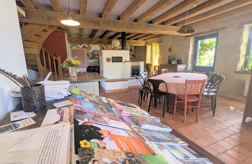 Thenay Cottage | Typical house in Berry with private garden, BBQ and parking