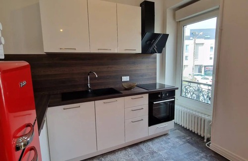 Nord - Gare House | Typical Mans house, renovated, quiet, with exterior - In the centre - 8 places