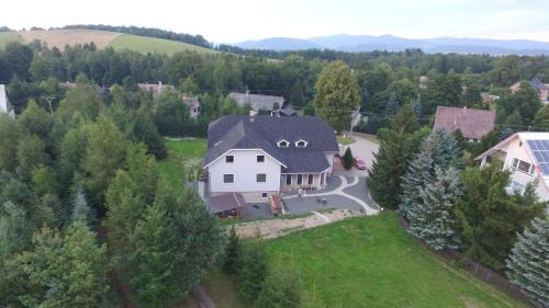 Lichkov House | U nových přátel