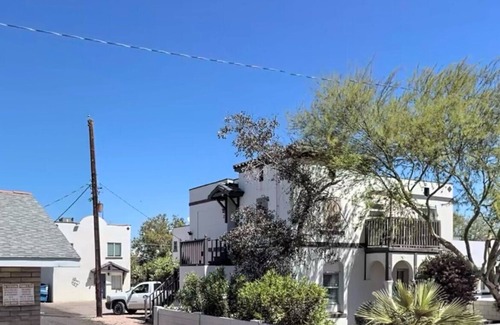 Evans Churchill House | U5 - Welcoming 2-Story 2 BR/2 BA in DT PHX w/pkg
