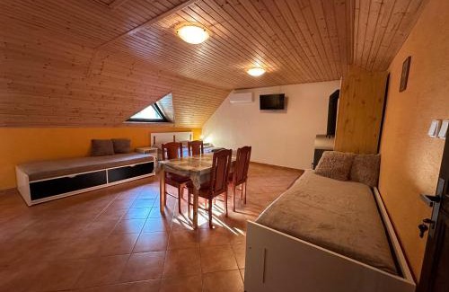Brezi Apartment | Ubytování nad sklípkem