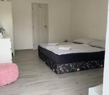 Chvalovice Villa | Ubytování u Zelníčků