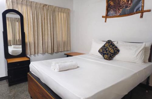 Udawalawa Resort | Udawalawe Safari Village by Plateeno