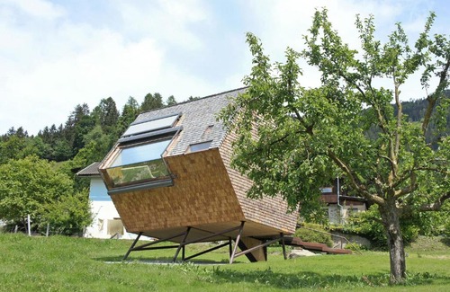 Lienz House | Ufogel