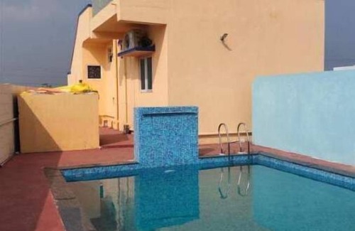 Tiruvallur Villa | UK Guest House Three-Bedroom Villa