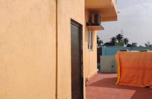 Tiruvallur Villa | UK Guest House Three-Bedroom Villa