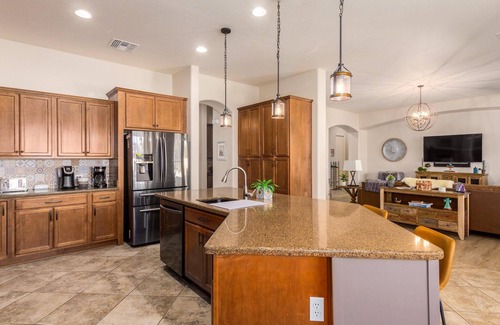 Estrella Mountain Ranch House | Ultimate AZ Getaway! Enjoy this Stunning 5BD with Refreshing Pool & Spa!