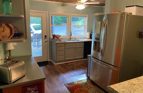 Zirconia Cabin | Ultimate Escape - Mountain views, privacy, hot tub, screen porch, fabulous deck
