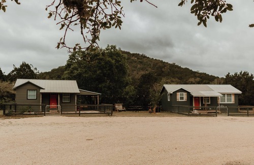 Uvalde Cabin | Ultimate Outdoor Escape & Hiking on 6,000 Acres