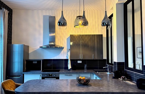 Saint-Igneuc Apartment | Ultra-confort 2 bedroom apartment Waterfront DownTown WiFi Parking
