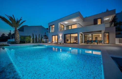 Seget Donji Villa | Ultraluxury Villa Elyzeum with Heated Pool