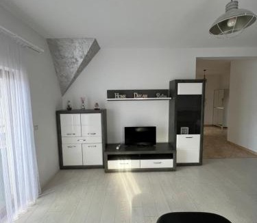 Radauti Apartment | Un apartament deosebit, aerisit, ultracentral.