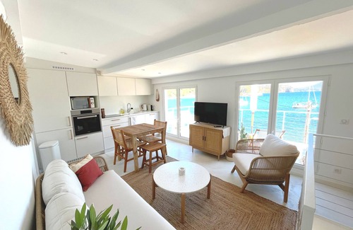 Le Mourillon Apartment | Un Petit Coin de Paradis