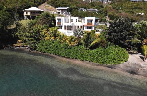 Arawak Hill Apartment | Unbelievable Sea Views Tranquility at its Best