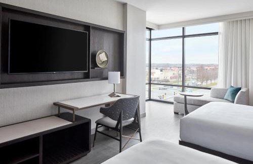 University Place Hotel | UNC Charlotte Marriott Hotel & Conference Center