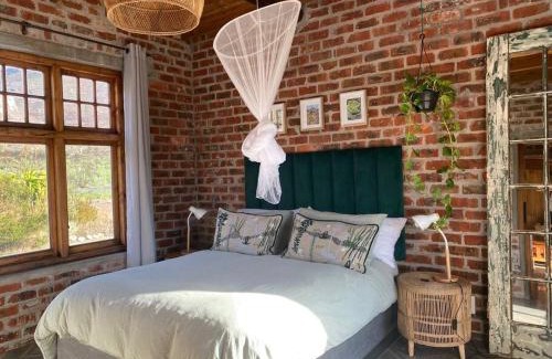 Wolseley Ski Chalet | Underhill Cottage