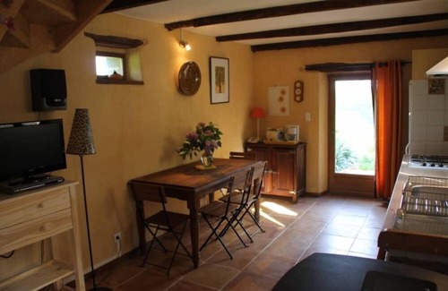 Firmi Cottage | Une Sorcière sur le toit - Gîte* en Aveyron: Countryside and absolute tranquillity!