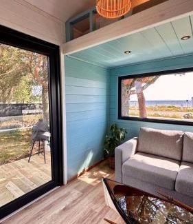Tonsberg Apartment | Unik beliggenhet! Lite mikrohus plassert ved populær strand