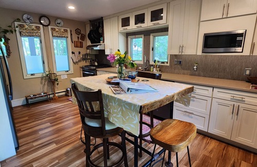 Malletts Bay House | Unique 2-bedroom house near Lake Champlain