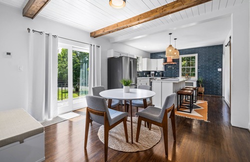 Crestline Heights House | Unique 3BR/3B Magic City Home